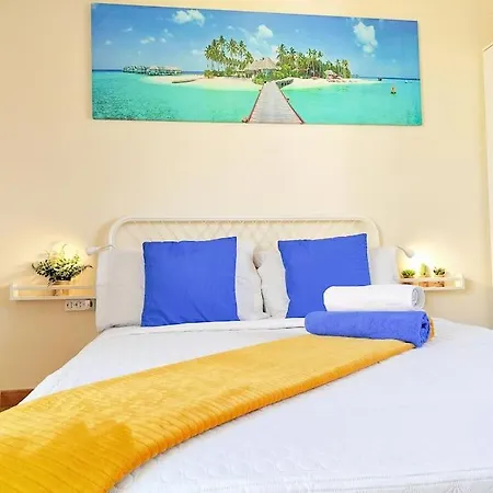 Atico De Carlo Con Vistas Al Mar Y Terraza *