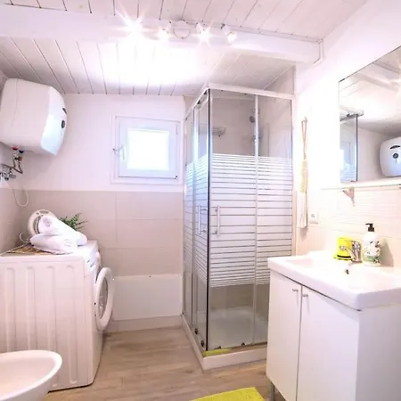 Atico De Carlo Con Vistas Al Mar Y Terraza